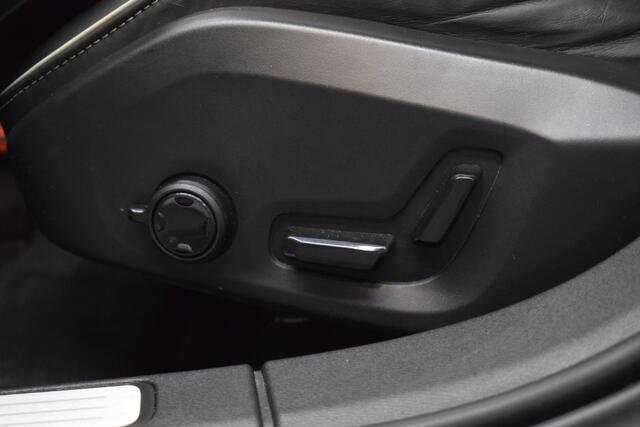 Volvo V60 2.0 B3 163pk AUT8 R-Design Sunroof/ Adapt. Cruise/