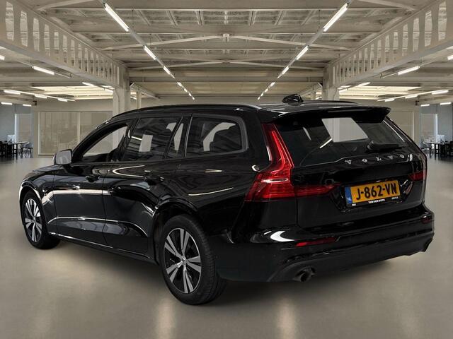 Volvo V60 2.0 B3 Momentum Advantage Mild hybrid, zuinig, leder..