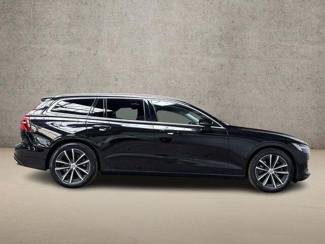 Volvo V60 2.0 B3 Inscription Automaat (APPLE CARPLAY, GROOT NAVI, GETINT GLAS, SPORTSTOELEN, KEYLESS, LANE ASSIST, NIEUWE APK, NIEUWSTAAT)