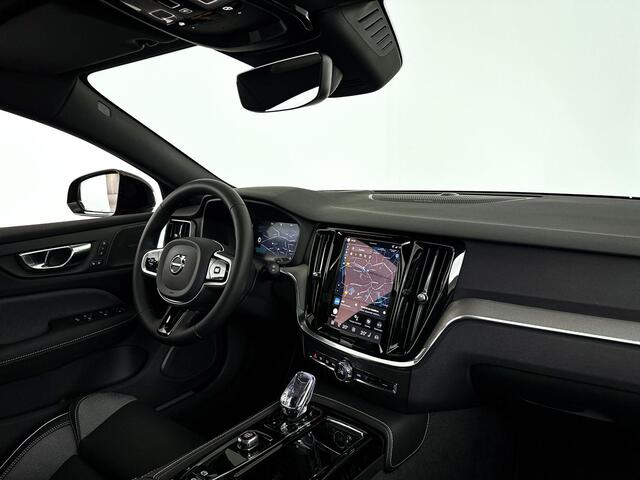 Volvo V60 T8 Plug-in hybrid AWD Ultra Dark Perf Edition | Panoramadak | 360° camera | Harman Kardon | Head-up Display | Polestar Tune | Stoel- en Stuurverwarming