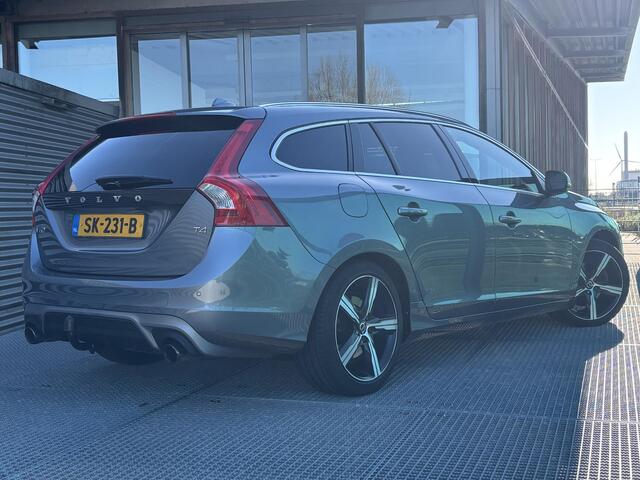 Volvo V60 2.0 T4 Business Sport / Trekhaak / Pano. dak / Standkachel / Leder / 190 PK / Stoelverwarming / Camera achter /