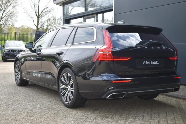 Volvo V60 B3 Inscription | Semi Elektrische Wegklapbare Trekhaak | Elektrische bedienbare voorstoelen | Adaptive Cruise Control | Panoramadak | Parkeerverwarming | BLIS | Parkeersensoren voor + achter | Parkeercamera | Harman Kardon Premium Audio