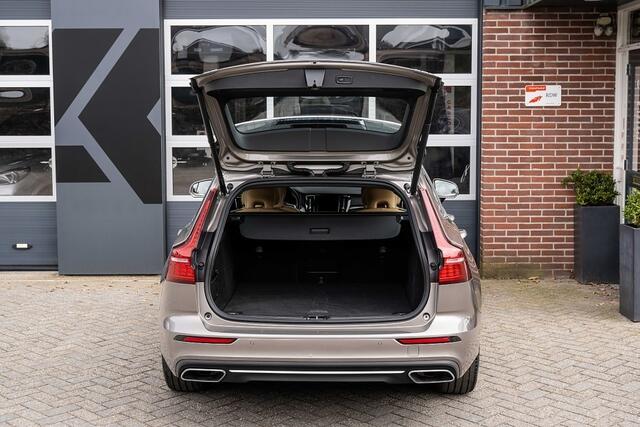 Volvo V60 2.0 T5 Inscription | Trekhaak | Leder | Adaptive Cruise | NL Auto | NAP | 18 Inch |