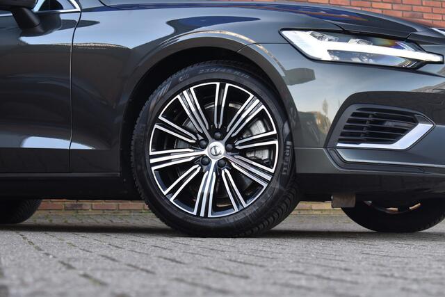 Volvo V60 T6 350PK Plug-in hybrid AWD Inscription | Stoel en stuur verwarming | Trekhaak | Panoramadak |