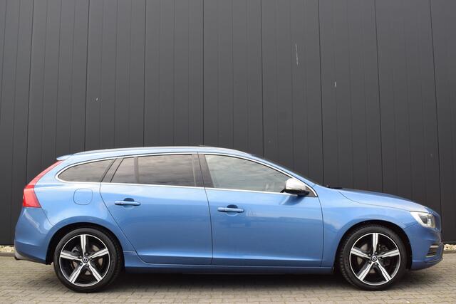 Volvo V60 2.0 T4 190pk Automaat R-Design Business Sport Bi-Xenon | Zwart Leder | Schuif/Kanteldak | Full Map Navi | Standkachel | Dealer Onderhouden!!