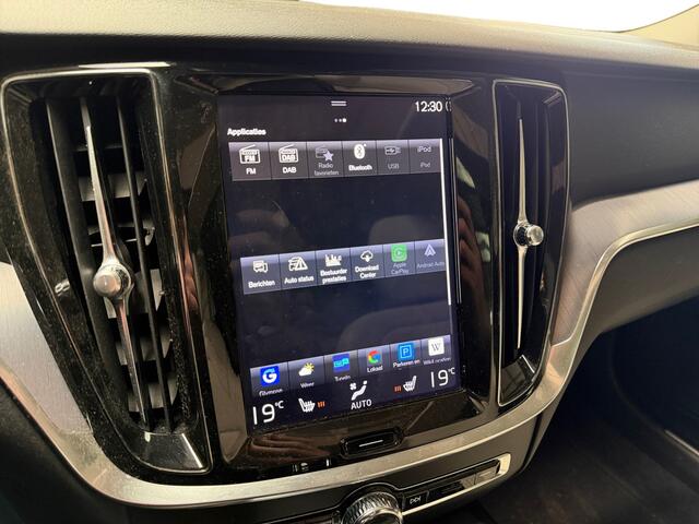 Volvo V60 2.0 T4 191pk Momentum Pro Aut- Panoramadak, Camera, Carplay/Android, Dealer Onderhouden