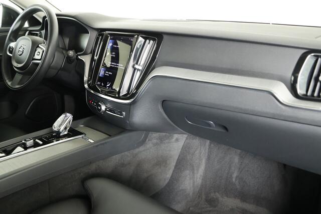 Volvo V60 2.0 T6 (B6) AWD 300 pK Inscription / Opendak / Pilot assist / HK / CarPlay