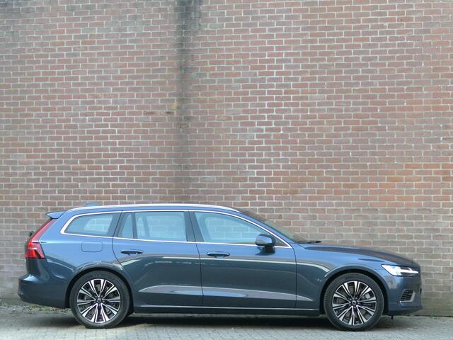 Volvo V60 T6 AWD + Bright 12MND garantie / Trekhaak / Camera / Stuurverwar