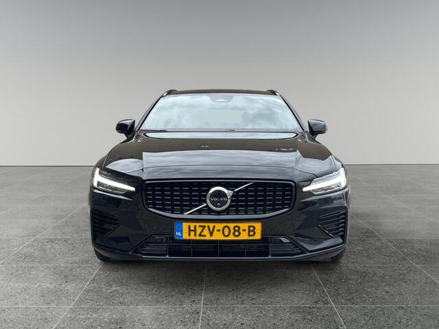 Volvo V60 2.0 T6 Plug-in hybrid AWD Plus Dark