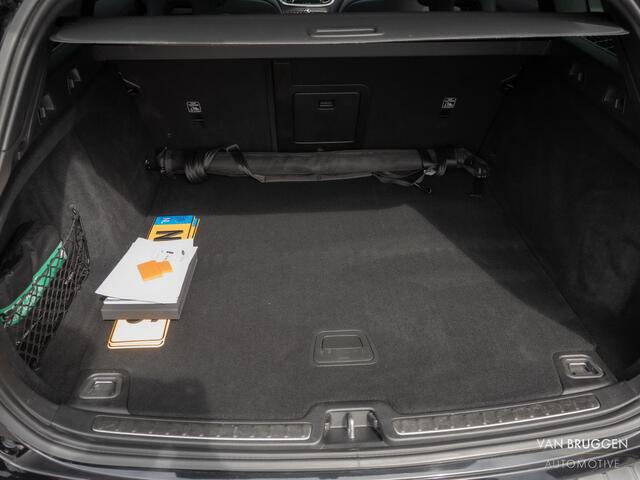 Volvo V60 2.0 B4 R-Design Pano HK-Audio Trekhaak 360 Leder 20" BTW