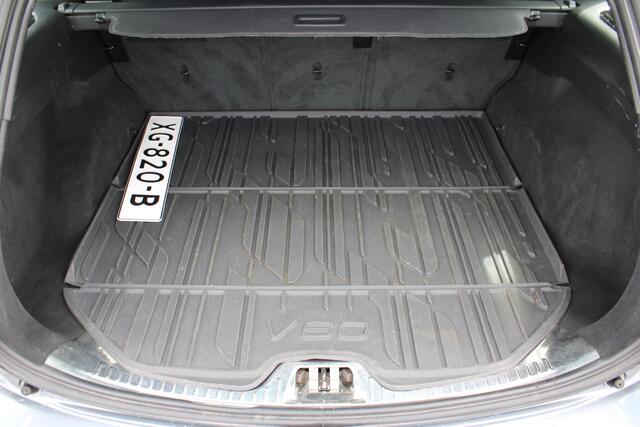 Volvo V60 D4 191PK Business Sport | Org. NL | Verw. Voorstoelen | Cruise Control | Trekhaak | Navi | Clima |