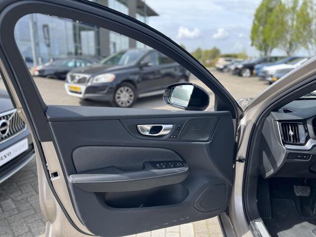 Volvo V60 T6 Plug-in hybrid AWD Plus Dark | 360 Graden Camera| Harman / Kardon | Trekhaak | Memory Seats |