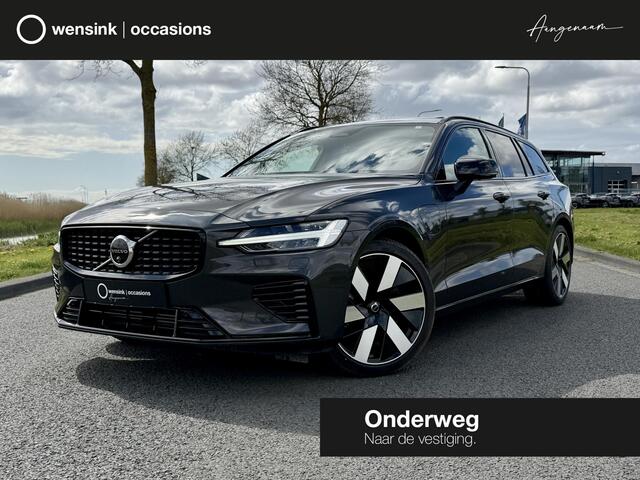 Volvo V60 2.0 T8 Plug-in hybrid AWD Ultra Dark | SOH 100% | Stoelverwarming V+A | Panoramadak | Apple Carplay/Android Auto | Harman/Kardon | 360 camera | HUD | LED | DAB |