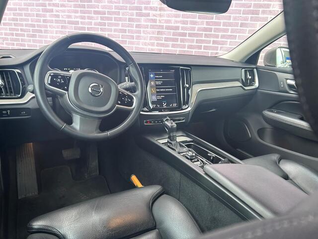 Volvo V60 2.0 T5 Inscription | Parkeersensoren | Lederen Bekleding | Cruise Control Adaptief | BLIS | Elektrische Achterklep | Stoelverwarming | Elektrisch Verstelbare Bestuurdersstoel | Navigatie