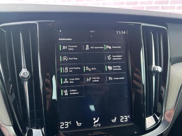 Volvo V60 2.0 T5 Inscription | Parkeersensoren | Lederen Bekleding | Cruise Control Adaptief | BLIS | Elektrische Achterklep | Stoelverwarming | Elektrisch Verstelbare Bestuurdersstoel | Navigatie