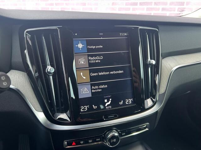 Volvo V60 2.0 T5 Inscription | Parkeersensoren | Lederen Bekleding | Cruise Control Adaptief | BLIS | Elektrische Achterklep | Stoelverwarming | Elektrisch Verstelbare Bestuurdersstoel | Navigatie
