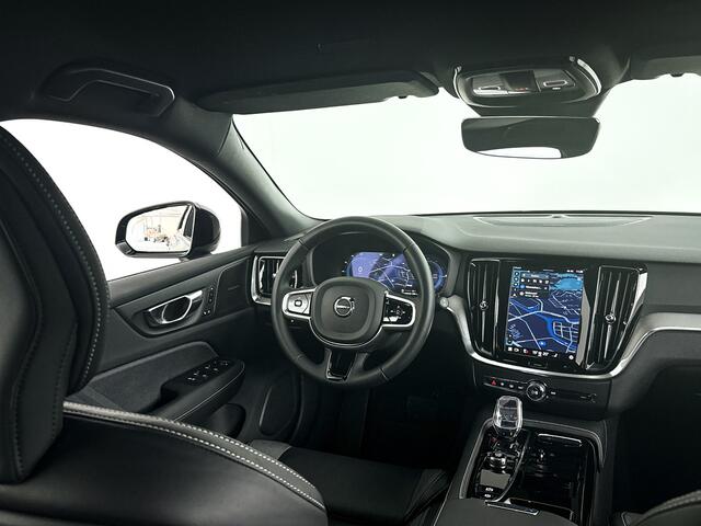 Volvo V60 T6 Plug-in hybrid AWD Plus Dark | 360° camera | Harman Kardon | Stoel- en Stuurverwarming | Trekhaak
