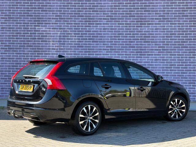 Volvo V60 1.5 T2 Polar+ Dynamic | Trekhaak | Leer | Stoelverwarming | Actieve Bochtverlichting | PDC | Cruise Control | Navi | Volledig Dealeronderhouden |