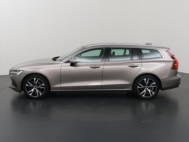 Volvo V60 2.0 T4 R-Design | Trekhaak | Panoramadak | Comfortstoelen | Lederen interieur | Navigatie | Camera | DAB | Adaptieve Cruise Control | Ele.kofferdeksel |