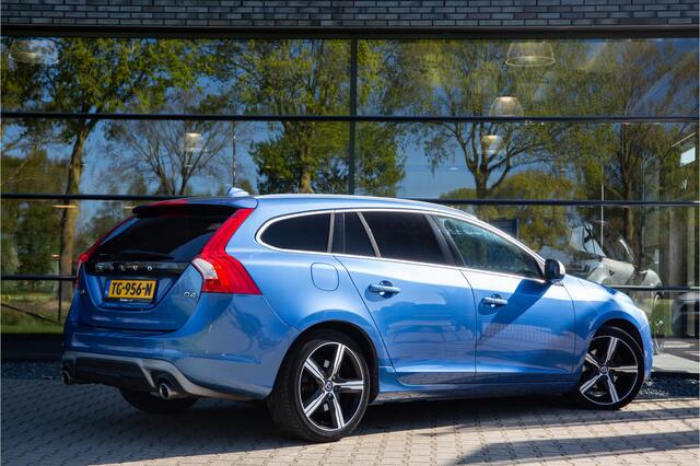 Volvo V60 2.0 D4 Business Sport , Panoramadak, Trekhaak,