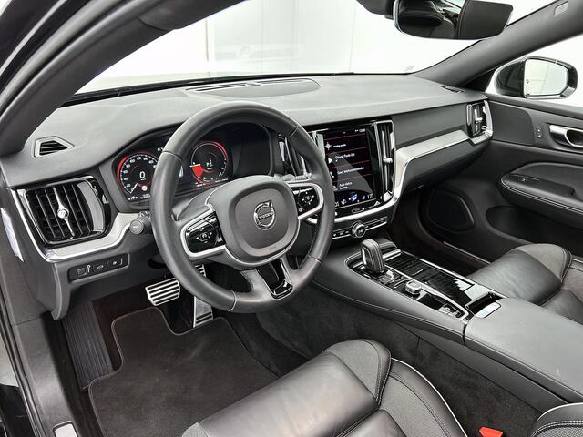 Volvo V60 T8 Hybride SOH 94% AWD R-Design / Panoramadak / Leder / Navigatie / Adap. Cruise / Pdc.V+A / Stuur- Stoelverwarming / Apk 01-2028