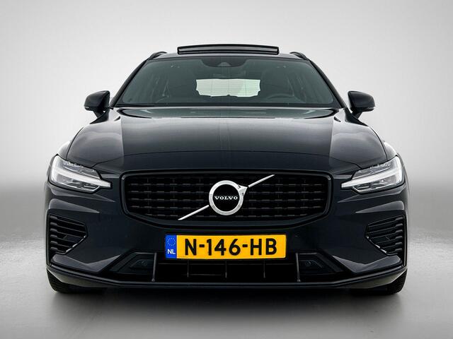 Volvo V60 T8 Hybride SOH 94% AWD R-Design / Panoramadak / Leder / Navigatie / Adap. Cruise / Pdc.V+A / Stuur- Stoelverwarming / Apk 01-2028