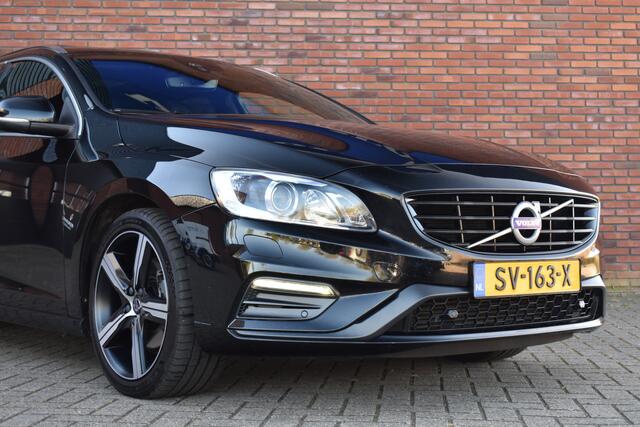 Volvo V60 T4 190PK Business Sport Luxury | Trekhaak |