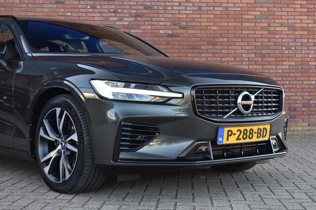 Volvo V60 T6 350PK Plug-in hybrid AWD R-Design Long Range | Trekhaak | Schuif-\kanteldak |