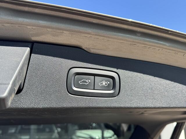 Volvo V60 2.0 D3 Momentum*Navigatie*Leder*EXPORT/ EX BPM*