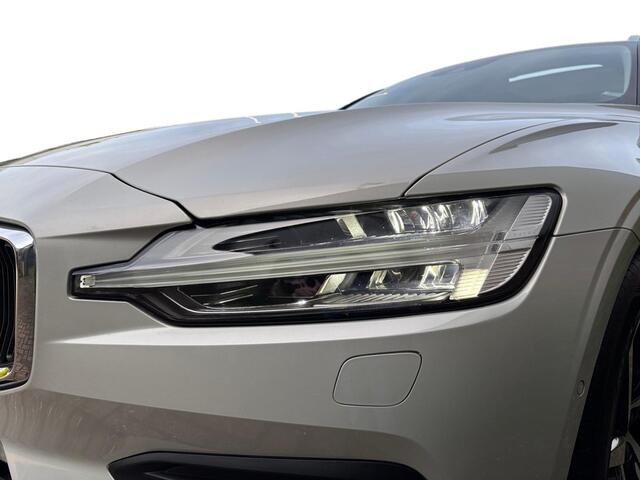 Volvo V60 2.0 T5 250 PK Aut8 ? Pano ? Trekhaak ? H/K
