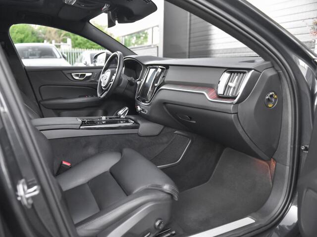 Volvo V60 2.0 T6 Twin Engine AWD Inscription Schuifdak Harman Kardon Trekhaak Adaptive cruise control
