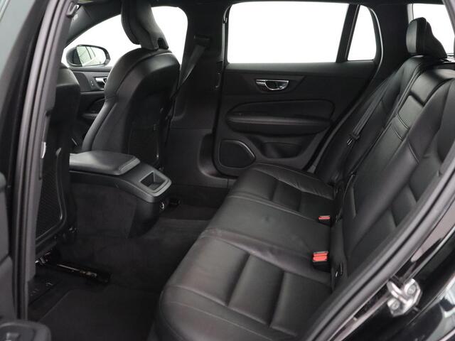 Volvo V60 2.0 T4 Inscription | Leder | Stoelverwarming | Adaptive cruise | Carplay | Camera | Navigatie | Full LED | Side Assist | Climate control | Parkeerhulp | Bluetooth | Origineel NL