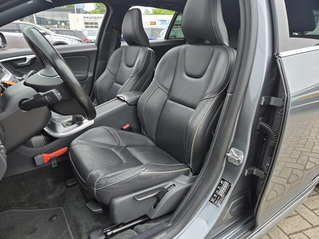 Volvo V60 2.0 T4 Business Sport R design NL-AUTO | PANODAK | LEDER | CAMERA | TREKHAAK