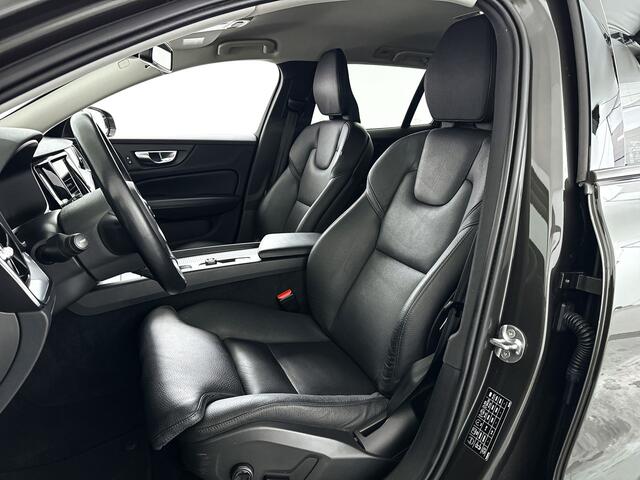 Volvo V60 B3 Momentum | Parkeercamera | Stoel- en Stuurverwarming | Cruise control | Trekhaak