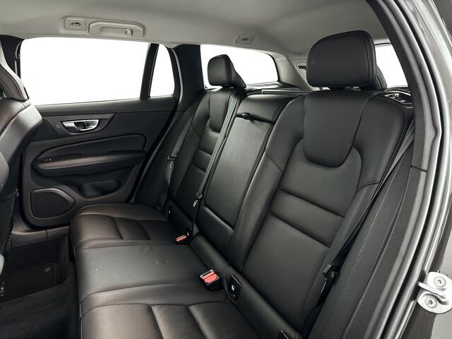 Volvo V60 B3 Momentum | Parkeercamera | Stoel- en Stuurverwarming | Cruise control | Trekhaak
