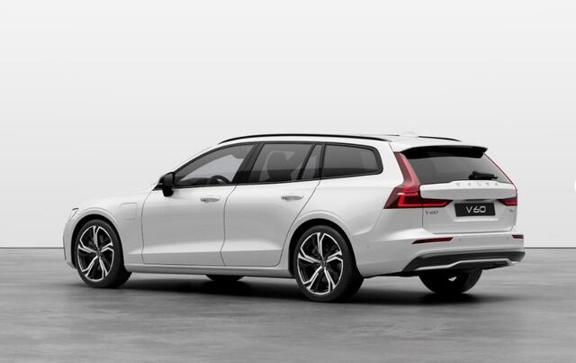 Volvo V60 T8 455PK Automaat AWD Ultra Perform. Ed. Dark Polestar Optimalisatie / Glossy black Logo voor en achterzijde / Long Range / 360 Camera / Harman Kardon audio / Head-up display / Panorama dak / Apple carplay / Android auto /