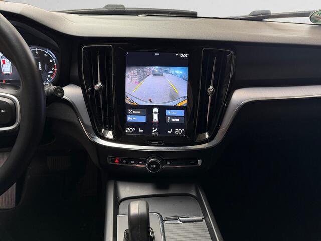 Volvo V60 2.0 B3 Momentum Aut- Leder Interieur, Elek Trekhaak, Stuur/Stoelverwarming, Camera Carplay