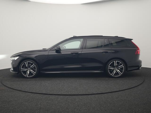 Volvo V60 T8 Twin Engine AWD R-Design PHEV 390pk Dealer O.H. | Trekhaak Af Fabriek | Panodak | Head Up | Harman / Kardon | Camera | Lederen Sportstoelen Memory & Verwarmd | Apple Carplay | Stuur Verwarmd | Navigatie | DAB | Plug In Hybrid |