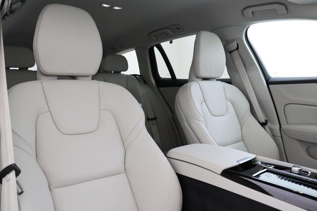 Volvo V60 T6 PLUG-IN HYBRID AWD PLUS BRIGHT -HARMAN/KARDON|CAMERA|POWER-SEATS|PRIVACY.GLAS|KEYLESS|BLOND.LEDER|19"