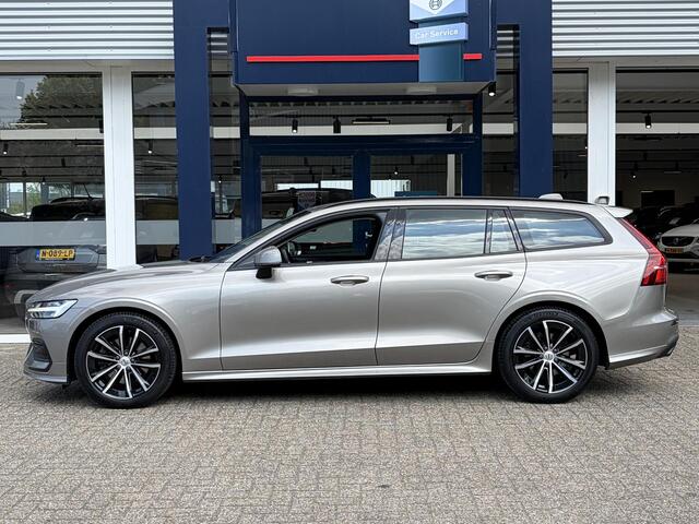 Volvo V60 2.0 B3 Momentum Advantage / Automaat / NL-Auto / Dealer-Onderhouden / Pilot-Assist / Adaptieve Cruise-Control / Stoel-/Stuurverwarming / Elektr.-Wegklapbare Trekhaak / Draadloze-Telefoonlader / Climate-Control / Standkachel / Keyless / LED / Apple-Carplay