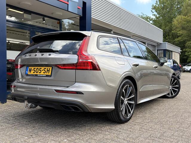 Volvo V60 2.0 B3 Momentum Advantage / Automaat / NL-Auto / Dealer-Onderhouden / Pilot-Assist / Adaptieve Cruise-Control / Stoel-/Stuurverwarming / Elektr.-Wegklapbare Trekhaak / Draadloze-Telefoonlader / Climate-Control / Standkachel / Keyless / LED / Apple-Carplay