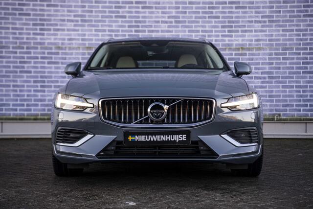 Volvo V60 2.0 T6 Recharge AWD Inscription | Trekhaak | Stoelventilatie | Panorama dak | Head-up display | 360° Camera | Adaptieve Cruise Control |