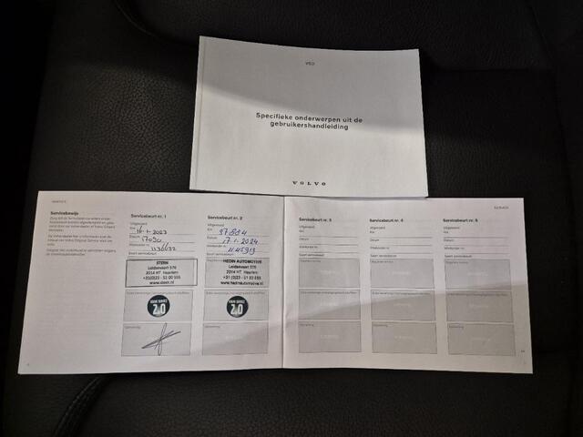 Volvo V60 2.0 B3 Essential Edition | Parkeercamera | Stoel/stuur verwarming | Apple Carplay/Android auto | Leder | 4 voudig verstelbare lendesteun | zitvlakverlengers | Metallic lak |