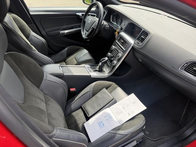 Volvo V60 2.0 T4 Autom/Tiptr R-Design Alcantara/Stoelverw/Clima/Cruise