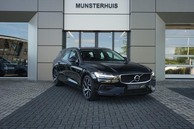 Volvo V60 2.0 T6 Twin Engine AWD Momentum Pro | Verwarmde voorstoelen |