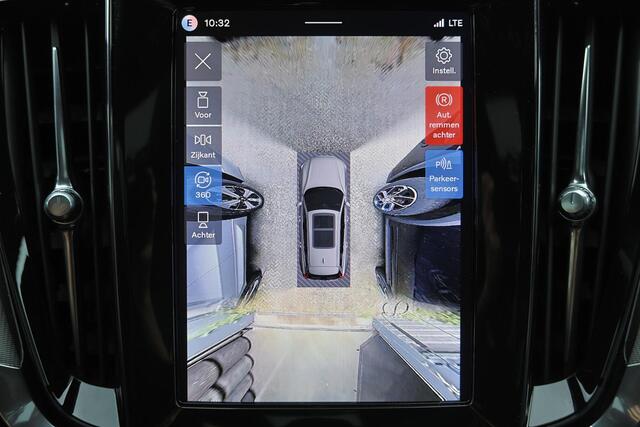 Volvo V60 T6 Recharge AWD Plus Dark - Panorama/schuifdak - IntelliSafe Assist & Surround - 360º Camera - Harman/Kardon audio - Verwarmde voorstoelen, stuur & achterbank - Parkeersensoren voor & achter - Elektr. bedienb. voorstoelen met geheugen - Head up display - 