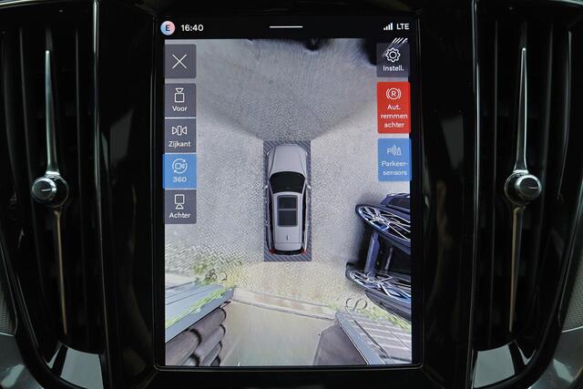 Volvo V60 T6 Recharge AWD Plus Dark - Panorama/schuifdak - IntelliSafe Assist & Surround - 360º Camera - Harman/Kardon audio - Verwarmde voorstoelen, stuur & achterbank - Parkeersensoren voor & achter - Elektr. bedienb. voorstoelen met geheugen - Head up display - 