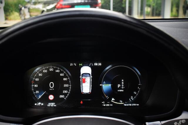 Volvo V60 2.0 T6 Recharge AWD Inscription|TREKHAAK|CAMERA|