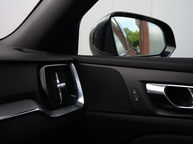 Volvo V60 2.0 B4 Plus Bright 198 Pk Automaat Navi / DAB / Apple Carplay / Camera / Trekhaak