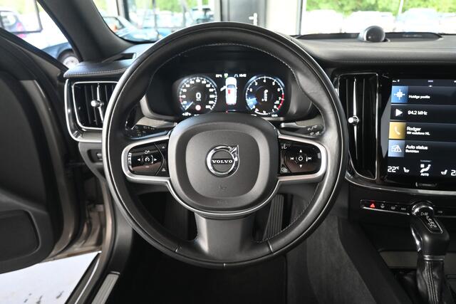 Volvo V60 2.0 T6 AWD Inscription 310PK! Panoramadak Navigatie Head-Up! Bowers/Wilkins VOLL!! Inruil Mogelijk!